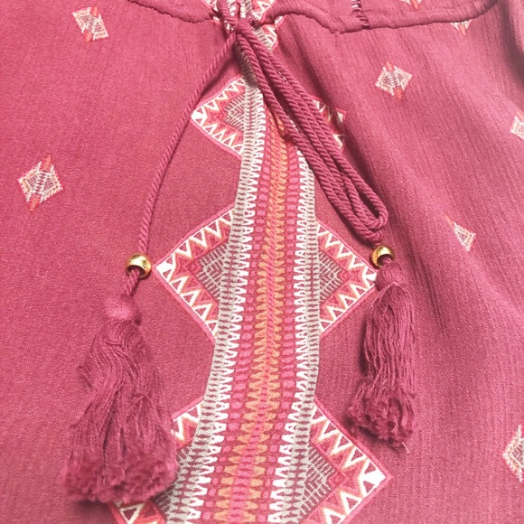 BNWT Skylar & Jade off the shoulder blouse - Picture 5 of 7